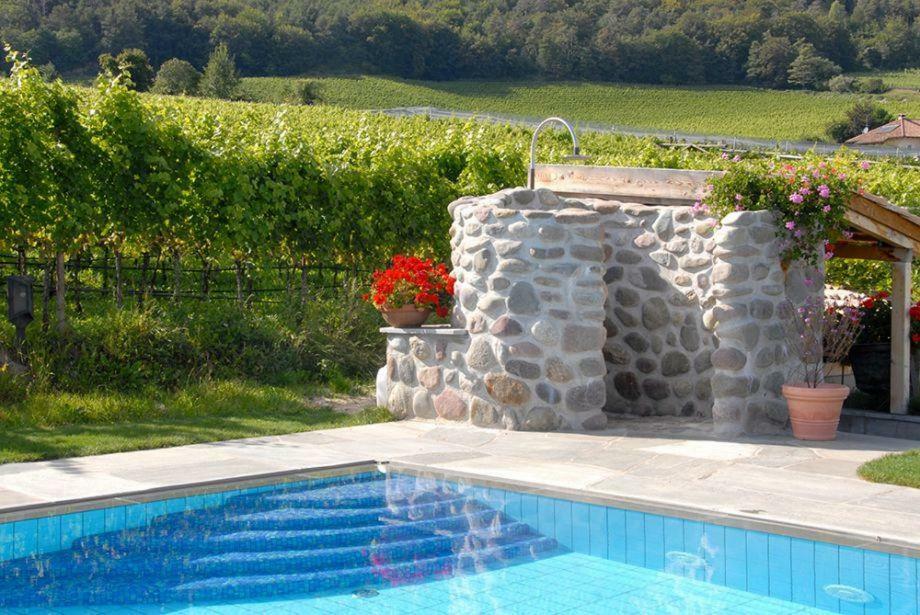 Weinberghof *